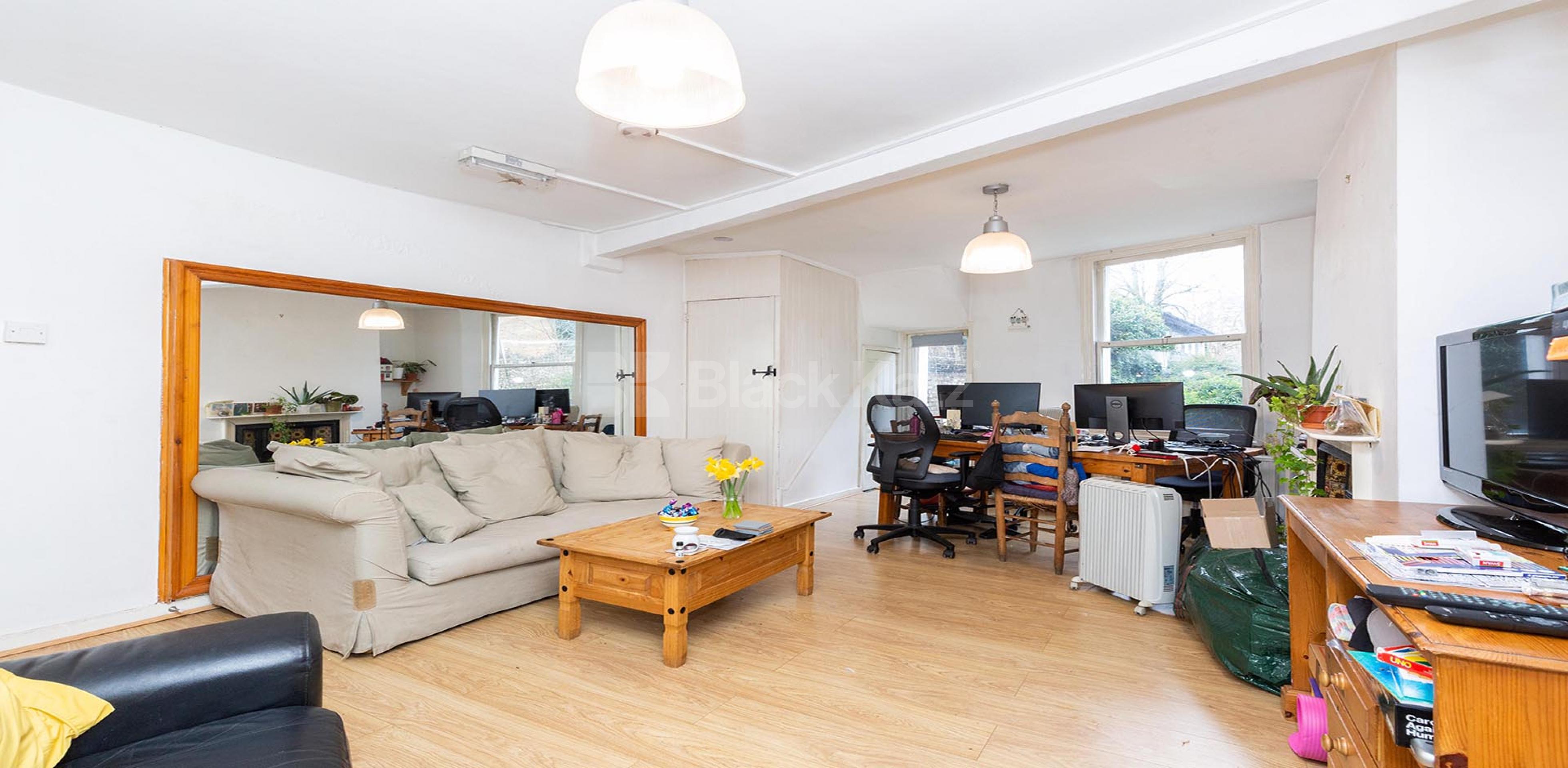 			3 Bedroom, 1 bath, 1 reception House			 Newington Green Road, CANONBURY-ISLINGTON N1